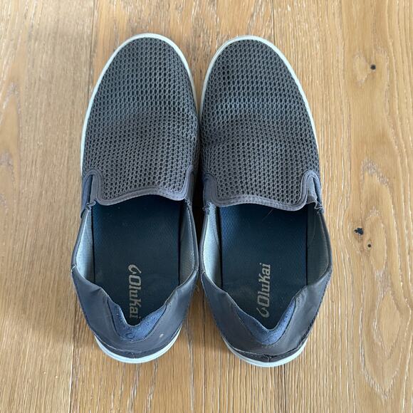 OluKai Grey Breathable Slip-On Shoes Men’s Size 10.5 Casual Comfort